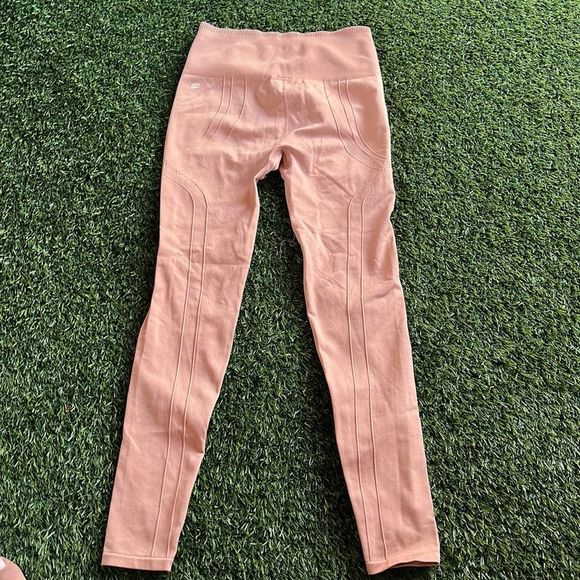 Fabletics leggings - Picture 3 of 7